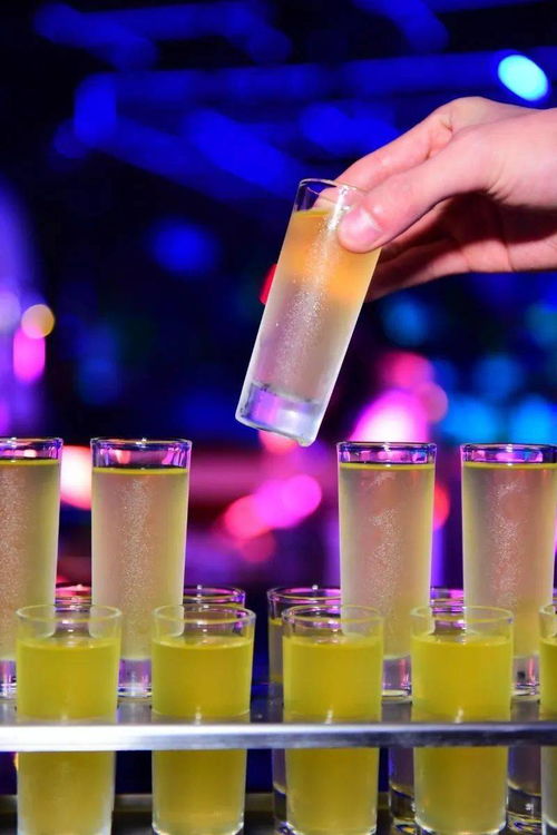 在辰色，捕捉實現快樂的一萬種可能 微醺時刻的無限探索