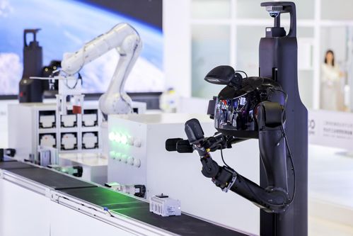 具身智能賦能工業(yè)場景 lumos鹿明機器人與三菱電機亮相進博會，推動工業(yè)機器人智能化升級